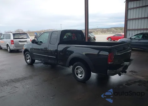 2004 Ford F-150 Heritage Xl/Xlt z USA, uszkodzony, nr VIN 2FTRX17W64CA31318